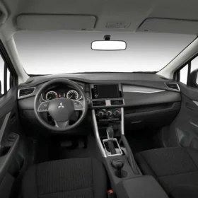 Mitsubishi Xpander White