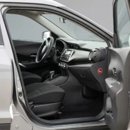 Nissan Kicks Grey 2024