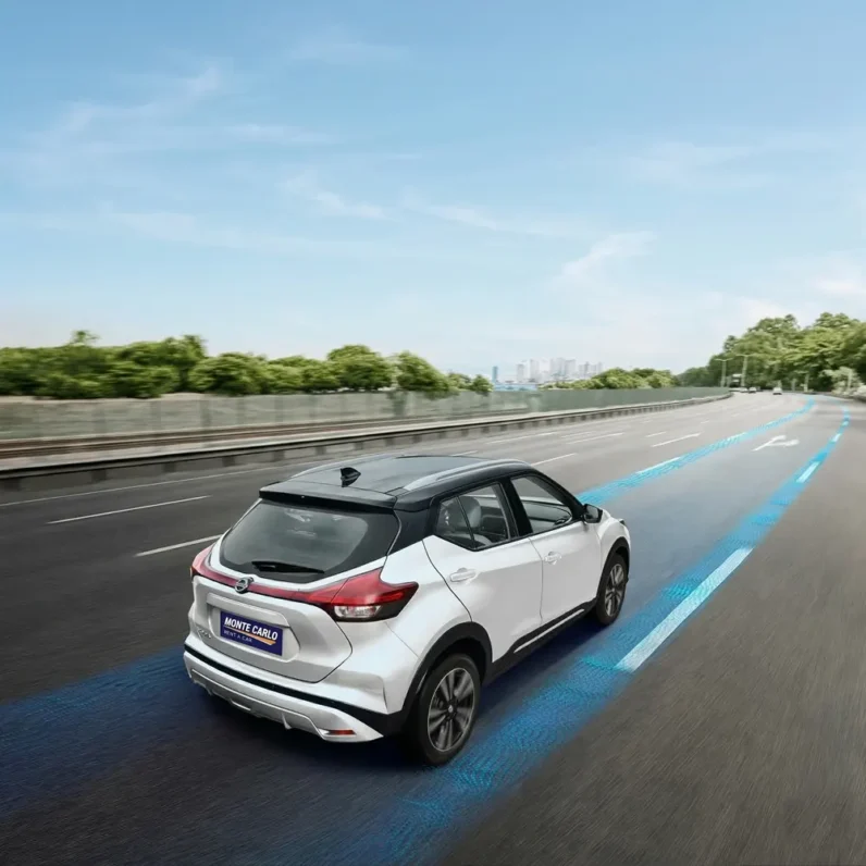 Nissan Kicks White